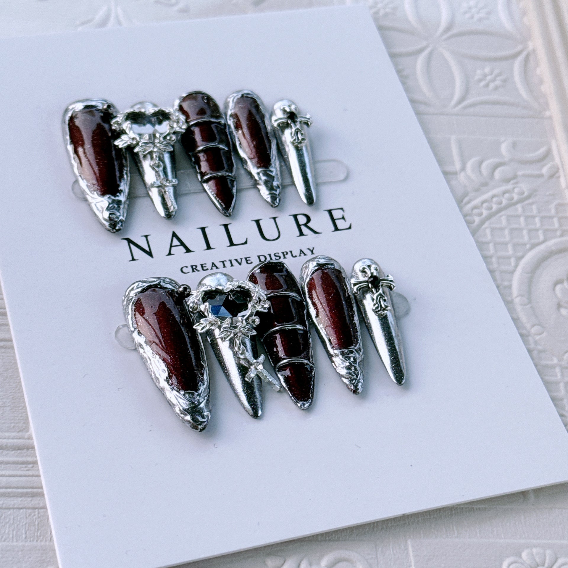 #015 ViVagg Press on nails Dark Spice retro Cyberpunk Cro-heart cross wearing nail fingers Nail patch
