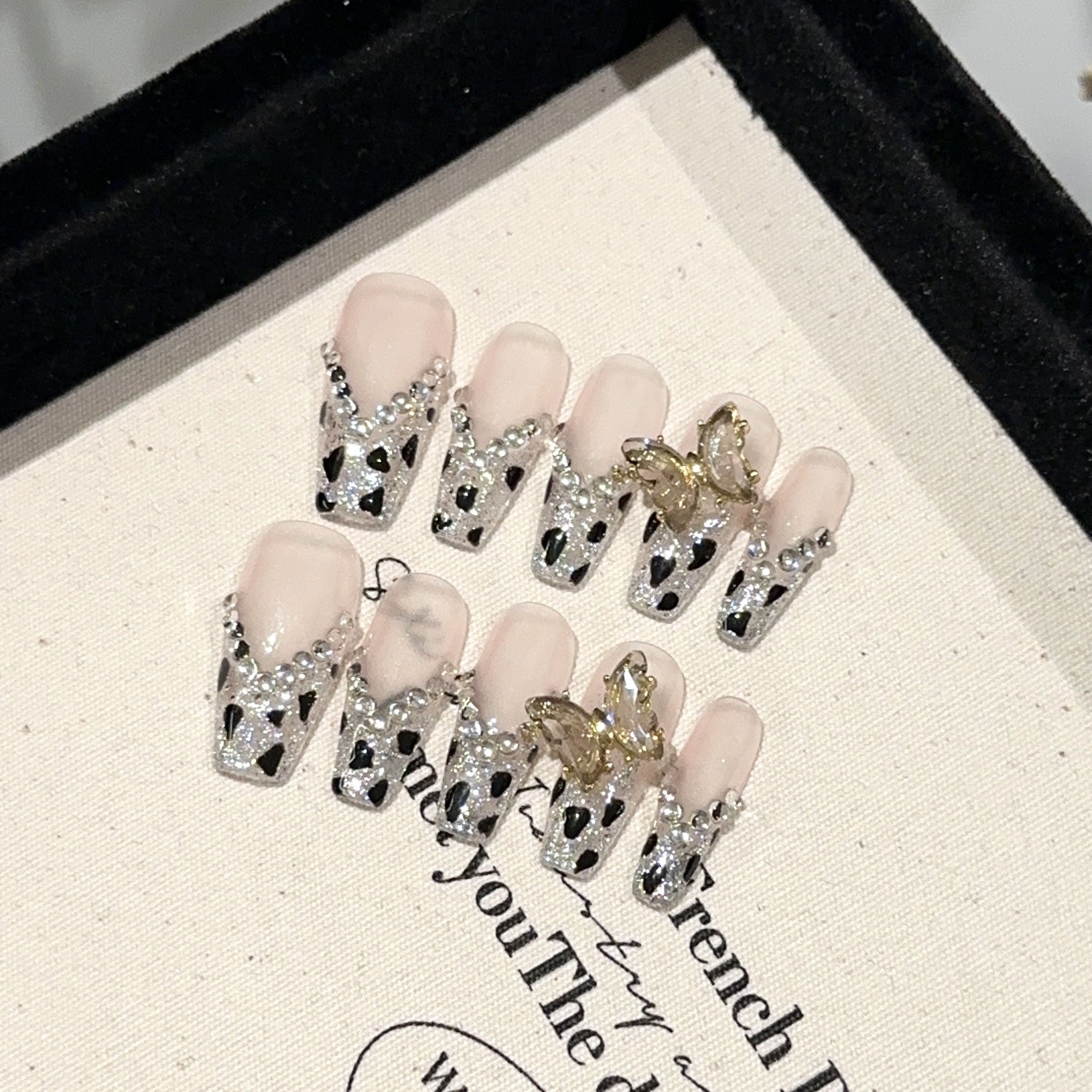 #045 ViVagg Press on nails Pure hand-worn nail piece advanced sense leopard print nude pink French manicure butterfly diamond light luxury temperament white nails