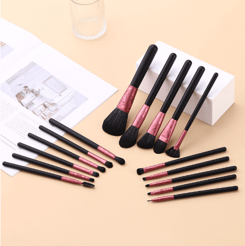 Simple black 16 sets eyeshadow Loose Powder Foundation Blush brush